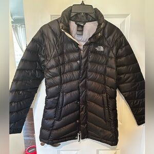 Girls M/ 10-12 North Face puffer jacket